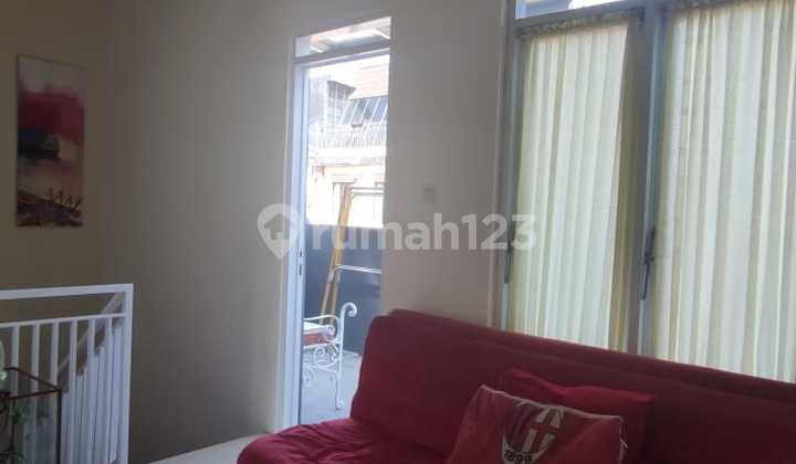 House in the Margahayu area 2