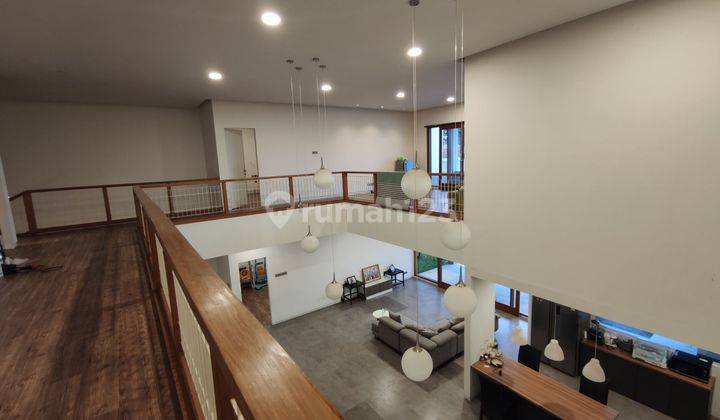 Disewakan Rumah di Sayap Dago 2 Lantai Bagus 2