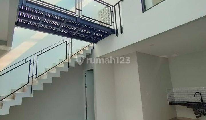 Rumah Baru di Taman Holis Indah 2 Lantai 1