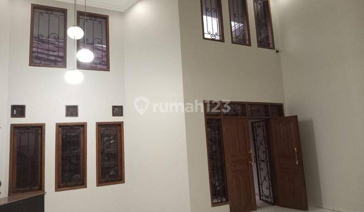 Rumah 2 Lantai di Mekar Wangi SHM 2