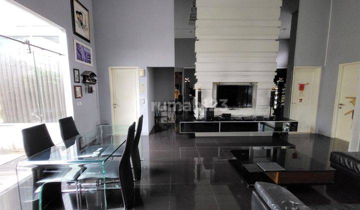 Rumah Kota Baru Parahyangan semi furnished  2