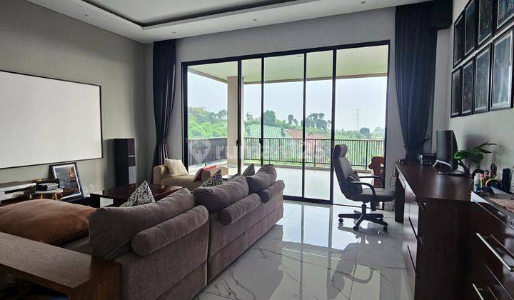 Rumah Lux 3 Lantai di Resor Dago Pakar  2