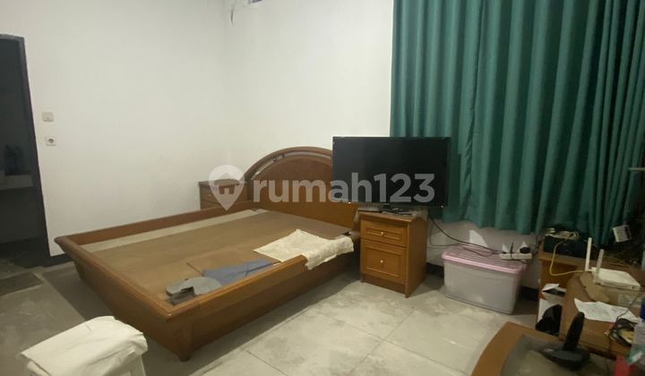 Rumah Home Industri 1½ Lt Taman Holis Indah, Bandung