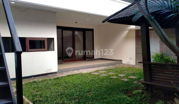 Rumah 2 Lantai Di Batununggal Indah Estate  1