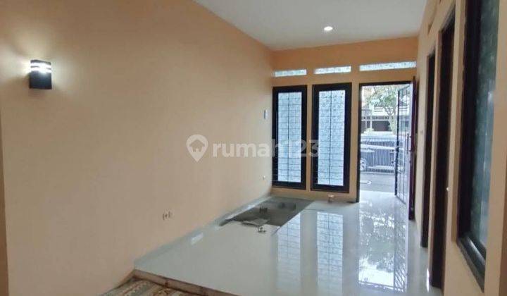 Rumah 2 KT di Batununggal Indah Estate cluster SHM 1