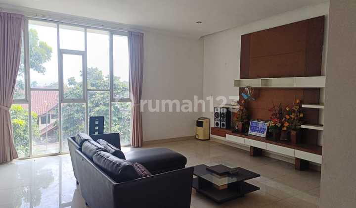 Ruko 3½ Lantai Terusan Jakarta, Antapani, Bandung Ruko 3½ Lantai Terusan Jakarta, Antapani, Bandung