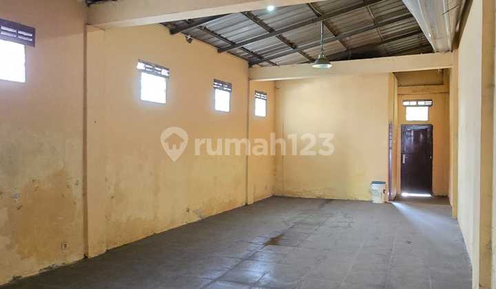 Ruko Di Mainroad Oto Iskandar Dinata, Kota Bandung