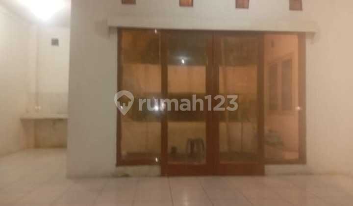 2-Storey House in Muara Indah, Bandung City 2-Storey House in Muara Indah, Bandung City