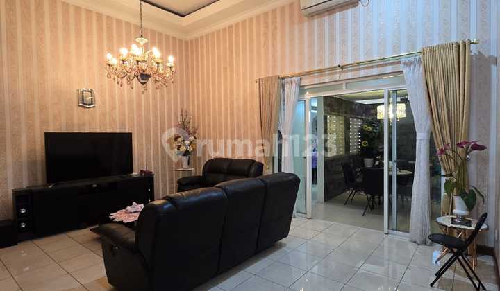 Rumah Bagus di Kota Baru Parahyangan, Padalarang