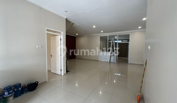 Rumah Full Renov Di Singgasana Pradana, Bandung 2