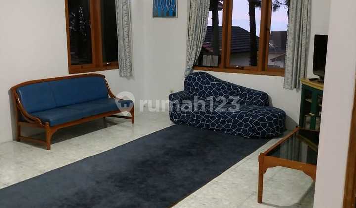 Villa 2lt Istana Bunga Lembang Bandung Barat