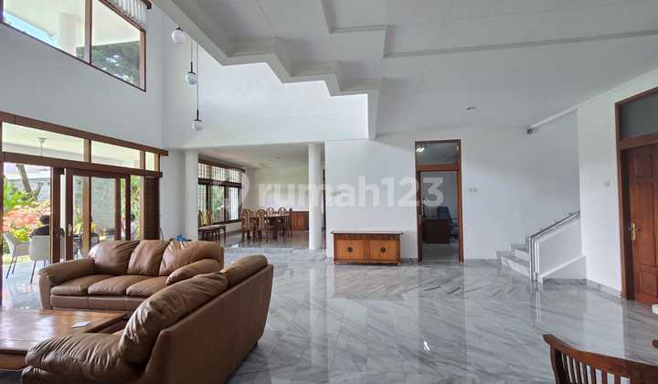 Nice 2-Storey House in Ciumbuleit, Bandung City 2