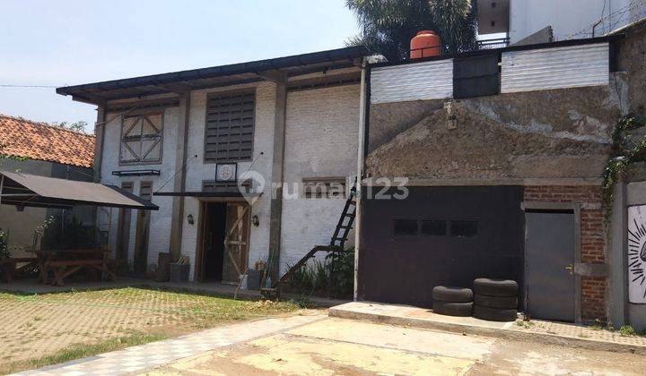 Rumah 2 Lantai Shm, Cocok Untuk Usaha  2