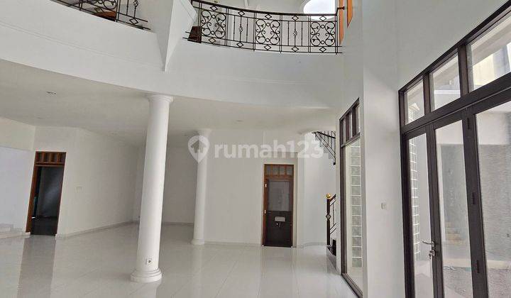 Rumah 2 Lantai Batununggal Siap Huni 2