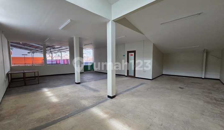 Ruang-Usaha Lt2 di Mainroad Jendral Sudirman, Kota Bandung Ruang-Usaha Lt2 di Mainroad Jendral Sudirman, Kota Bandung