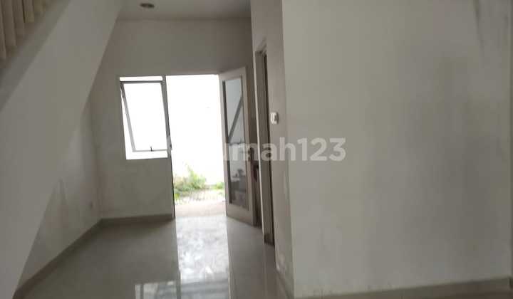 Bebas Banjir, Rumah, 2 Lantai, Siap Huni 2