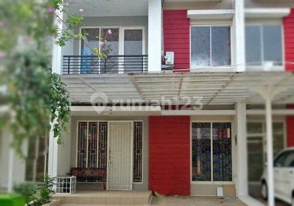 Bebas Banjir, Rumah, 2 Lantai, SHM, Dekat Sekolah Internasional, Siap Huni