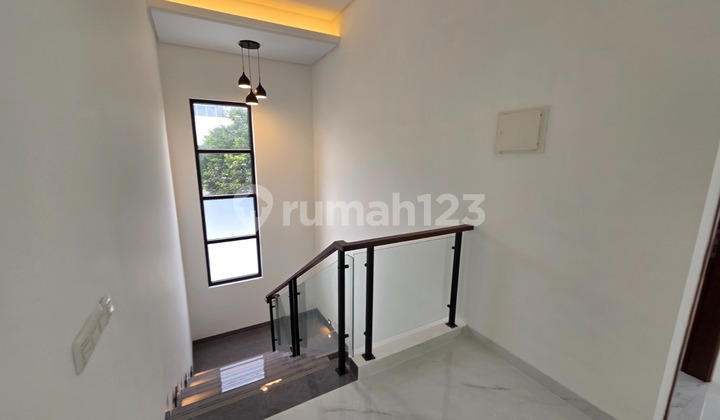 Near Toll Access, House, 2 Floors, Near University, Flood-Free 2