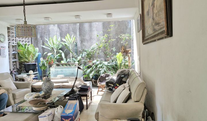 GANDARIA DLM KOMPL JAKARTA SELATAN SIAP HUNI  SHM   LT 275 M2 LB 200 M2 ,  2