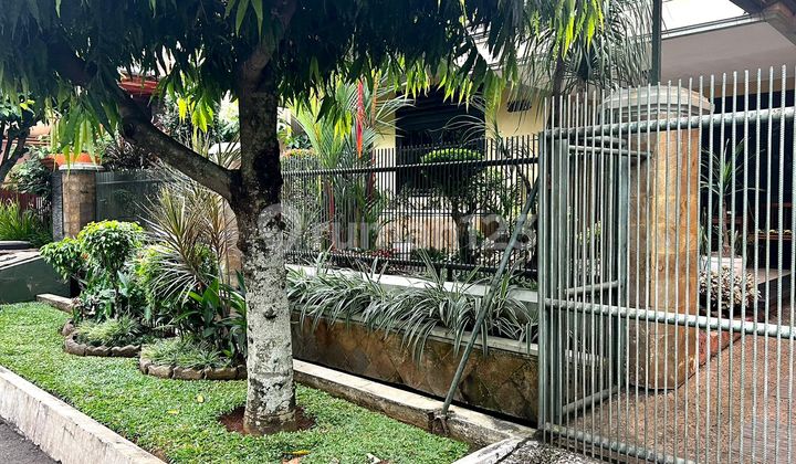 CINERE MEGAPOLITAN DLM KOMPL S HUNI SHM BEBAS BANJIR SEPANJANG MASA LT240  LB180 KT3+1 KM2+1 KAMAR UTAMA -1  SEMI FURNISED