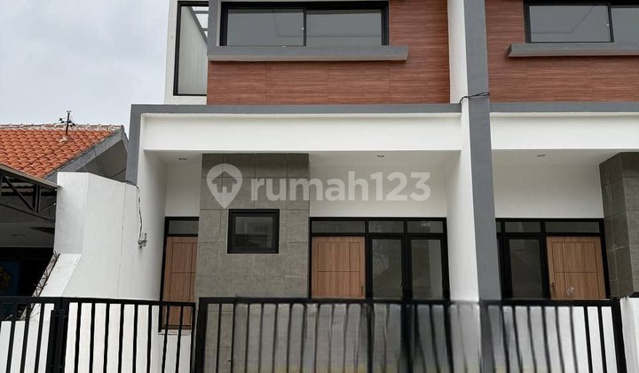 Baru Gress Tenggilis Dkt Ubaya