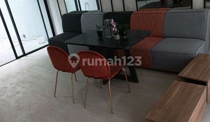 Rent Citraland Fully Furnished 3 Story House