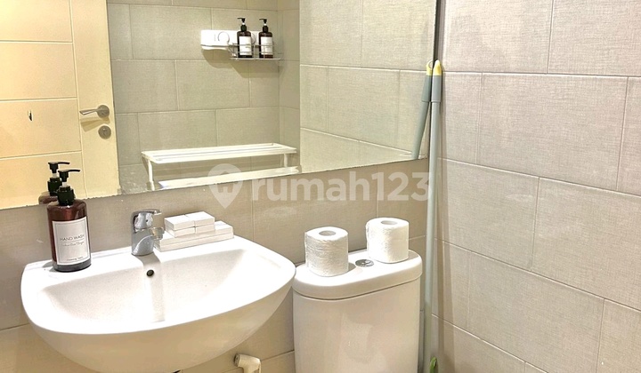 Jual Apartemen Anderson Bagus Full Furnished LT Rendah 2