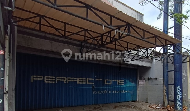 For Sale: Commercial Shop House in Strategic Area on Jalan Ahmad Yani