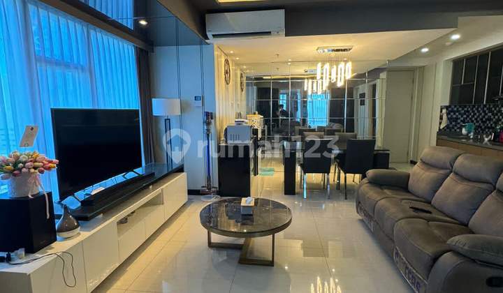 Jual Apartemen Lariz Full Furnished Private Lift