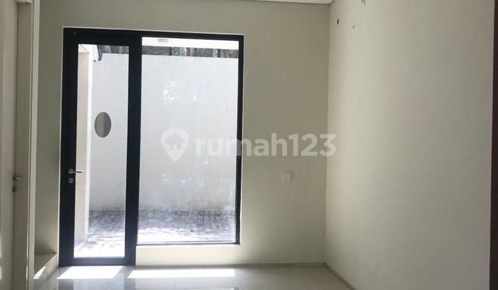 New Northwest Central Attic Citraland House with Air Conditioning