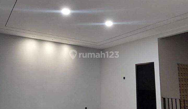 Jual Rumah Baru Tropical Modern Gayungsari  2