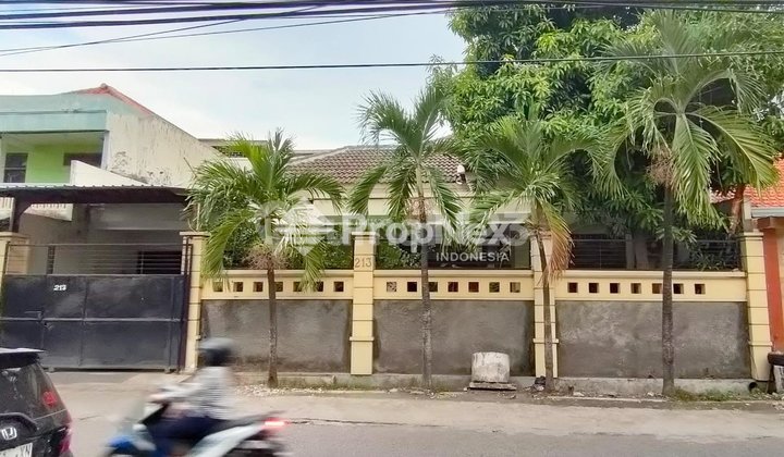 Rumah Dukuh Kupang Barat Rumah Dukuh Kupang Barat