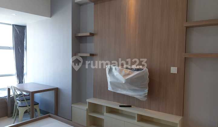 Jual Apartemen Anderson Lantai Rendah Furnished 1