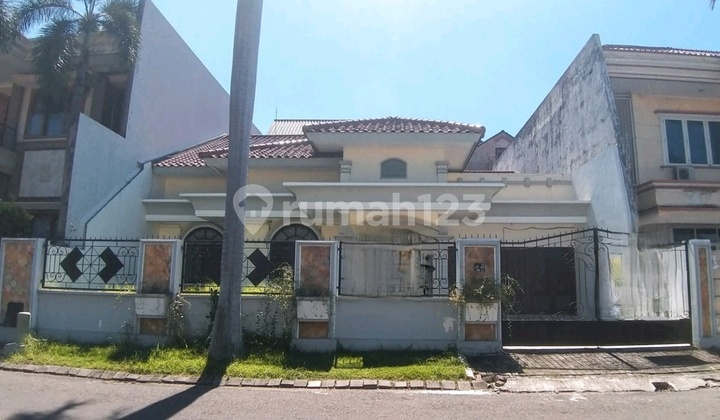 Citraland House for Rent on Kembar Street, Suitable for Business and Residence Citraland House for Rent on Kembar Street, Suitable for Business and Residence