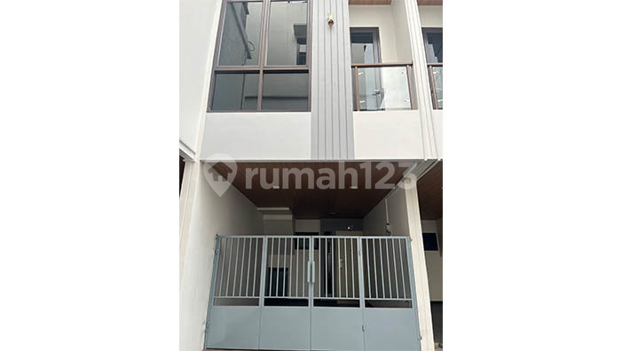 For Sale Town House Rawasari, Cempaka Putih