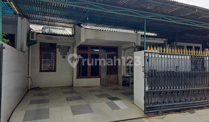 Rumah Sunter Hijau Standar Lokasi Dekat Moi 2