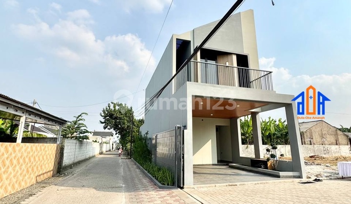 Rumah Furnished 4 Kamar Tidur Dekat Pintu Tol Limo Depok