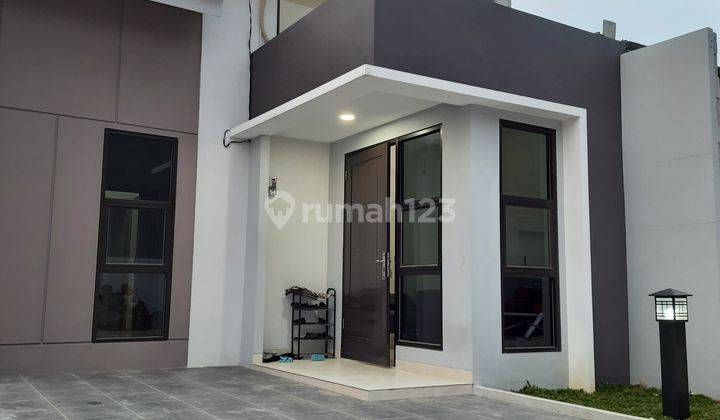 Rumah 1,5 Lantai Nyaman Dekat Stasiun Kereta Depok Baru 1