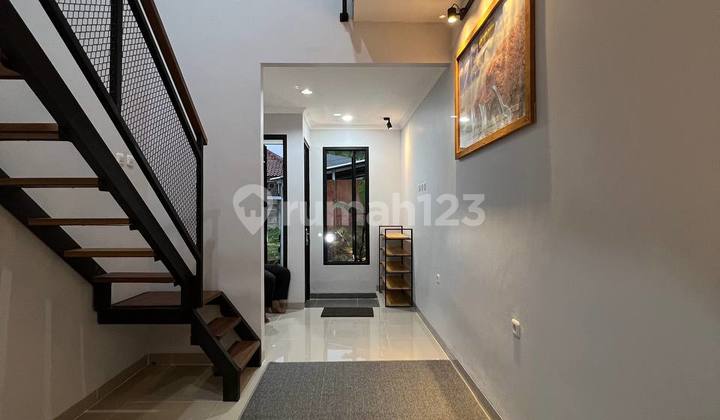 Rumah 2 Lantai Murah Berkualitas Dalam Komplek Asri