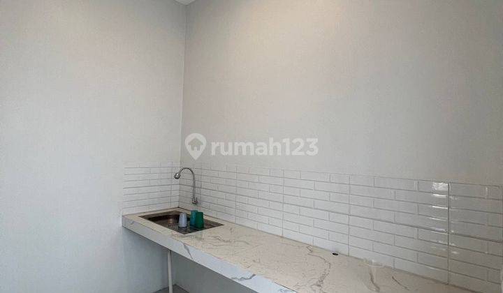 Rumah Mewah Nyaman Strategis 700 Meter Ke Pintu Tol Kukusan Beji