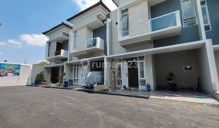 Rumah Mewah Berkualitas Siap Huni Akses Dekat Pintu Tol 4