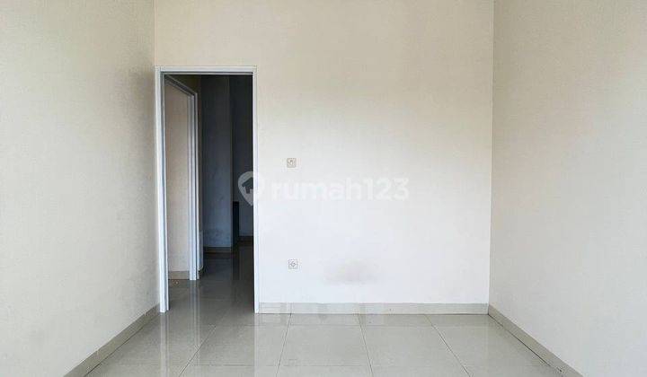 Rumah 2 Lantai Mewah Murah Dekat Pintu Tol 16