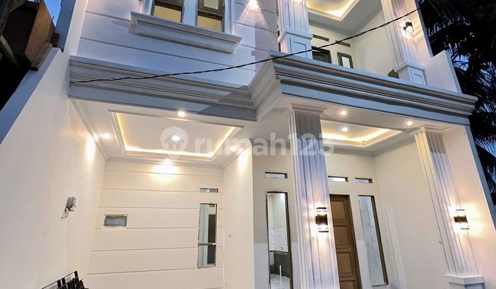 Rumah Mewah Siap Huni Dalam Komplek Maharaja Akses Dekat Tol