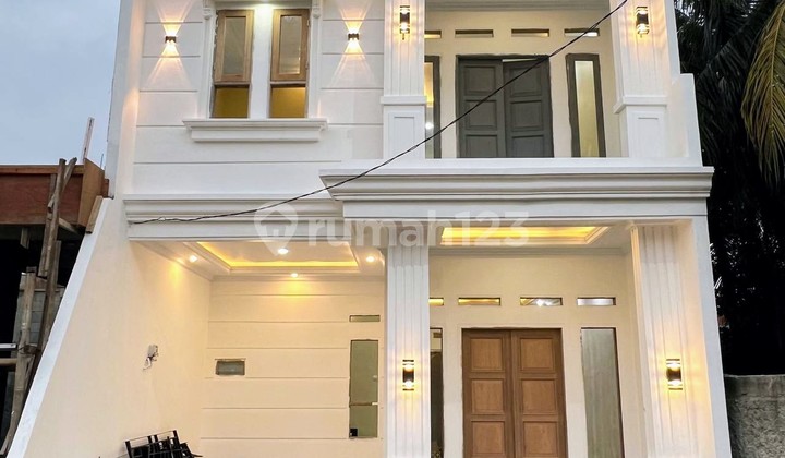 Rumah Mewah Jalan Besar Dalam Komplek Dekat Tol Depok Rumah Mewah Jalan Besar Dalam Komplek Dekat Tol Depok