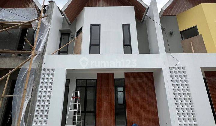 Rumah 2 Lantai Siap Huni Akses Jalan Utama Bojongsari Depok 1