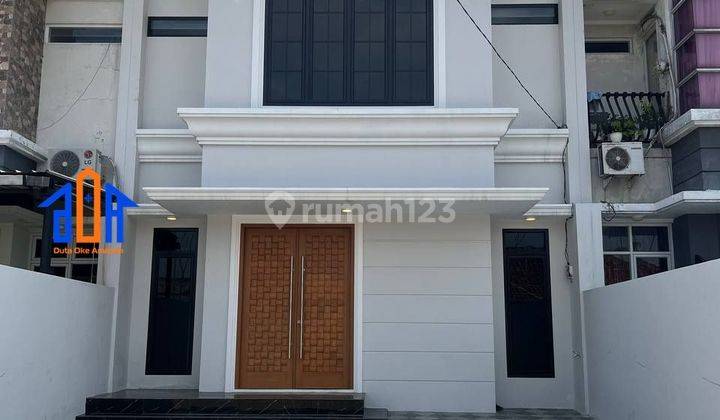 Rumah 2 Lantai Mewah Di Tanah Baru Depok