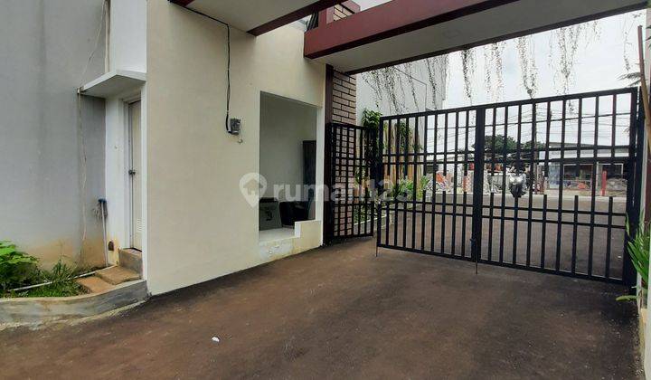 Rumah 3 Lantai Siap Huni Dekat Tol Di Pinggir Jalan Raya 2