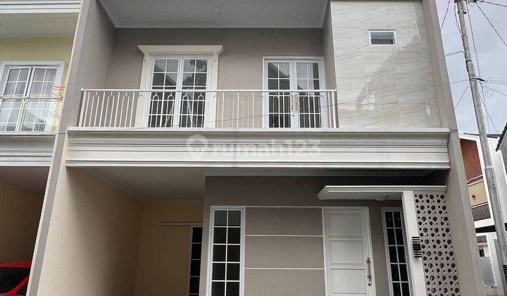 Rumah 3 Lantai Modern 900 Meter Ke Pintu Tol Depok 1