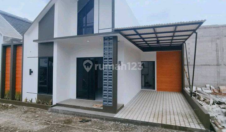 Rumah 1,5 Lantai Modern Dekat Pintu Tol Depok 1