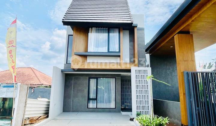 Minimalist House in Ciputat, One Step to Pamulang Toll Gate Minimalist House in Ciputat, One Step to Pamulang Toll Gate